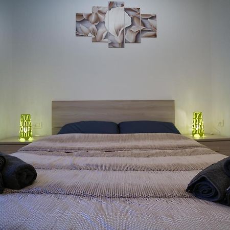 Apartament Fast Wifi E Netflix -- Centro Di Rho Vicino Stazione Zewnętrze zdjęcie